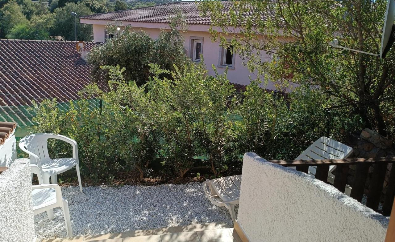Central House Porto Rotondo Esterno foto
